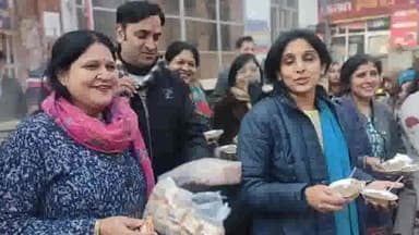 मथुरा: आस्था भाव के साथ मथुरा में 2 दिन मनाई गई मकर संक्रांति, समाजसेवियों ने भूतेश्वर सहित जगह-जगह किया खिचड़ी का वितरण