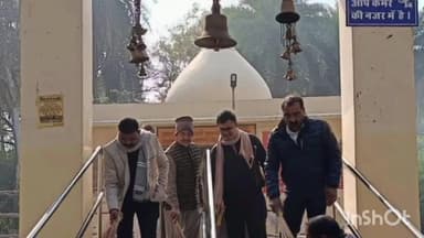 जलेसर: जलेसर के गांव पटना पहुंचकर जलेसर विधायक ने चलाया सफाई अभियान