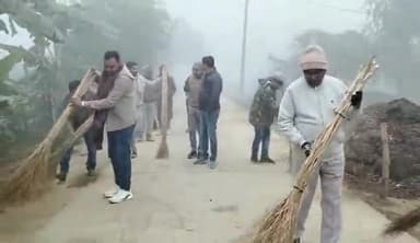 अमृतपुर: अमृतपुर कस्बे में प्राचीन अस्थल ठाकुरद्वारा पर भाजपा विधायक मंडल अध्यक्ष ने मार्ग पर की साफ सफाई