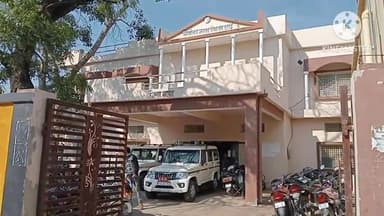 खुरई: 22 जनवरी को अयोध्या में होने वाली राम मंदिर प्राण-प्रतिष्ठा को लेकर SDM ने जनपद ऑफिस में सचिव व सरपंचों के साथ की बैठक