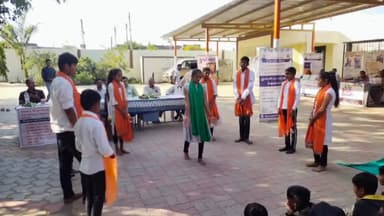 જેતપુર: જેતપુરના હરીપર ગામે વિકસિત ભારત સંકલ્પ યાત્રા નો કાર્યક્રમ યોજાયો