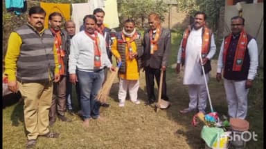 बारां: भाजपाइयों ने तेल फैक्ट्री हनुमान मंदिर पर किया श्रमदान