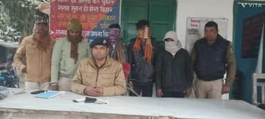 मनसाही :-  ग्रामीणों ने लुटेरों को पकड़  कर किया पुलिस के हवाले। 
पुलिस ने तीनों लुटेरे को भेजा जेल।