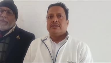 मुंगेर: श्रमिकों के लाभ के लिए श्रम अधिकार दिवस मनाकर दी गई योजनाओं की जानकारी : श्रमिक आयोग अध्यक्ष