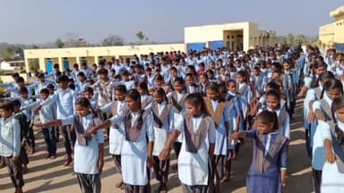 सलूम्बर: सलूंबर क्षेत्र के 944 विद्यालयों में 85886 छात्र छात्राओं ने लिया विकसित भारत बनाने का संकल्प ऐतिहासिक शपथ ग्रहण का हुआ