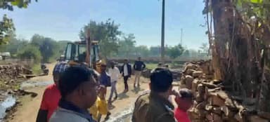 बमोरी: पराठ गांव में दो अलग-अलग स्थानों से तहसीलदार के द्वारा हटाया गया अतिक्रमण