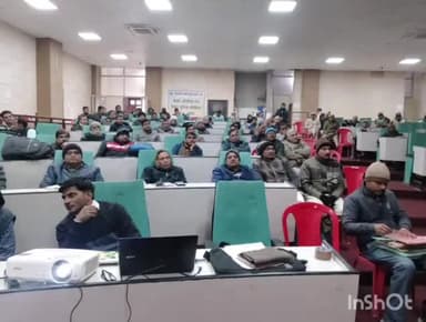 धौलपुर: नगर परिषद सभागार में लोकसभा आम चुनाव के सेक्टर अधिकारी और सेक्टर पुलिस अधिकारियों का प्रशिक्षण संपन्न