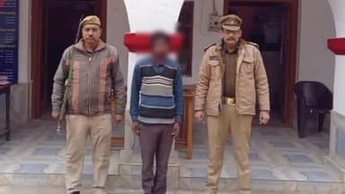 नवाबगंज: सफदरगंज थाना क्षेत्र से पुलिस द्वारा पाक्सो एक्ट से संबंधित एक वांछित अभियुक्त को किया गया गिरफ्तार