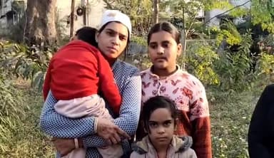 मंदसौर: अभिनंदन के कल्पना नगर में पति ने पत्नी के साथ की मारपीट ससुराल के लोगों ने बहु को तीन बच्चों के साथ घर से निकला