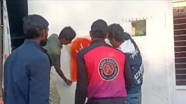 मंदसौर: चंद्रपुरा बावड़ी कला क्षेत्र में निकली प्रभात फेरी, घरों की दीवार पर जय जय सियाराम की बनवाई गई पेंटिंग