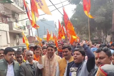 गाज़ियाबाद: राम मंदिर प्राण-प्रतिष्ठा के उपलक्ष्य में भाजपा कार्यकर्ताओं ने गाजियाबाद के कई इलाकों में निकाली शोभा यात्रा