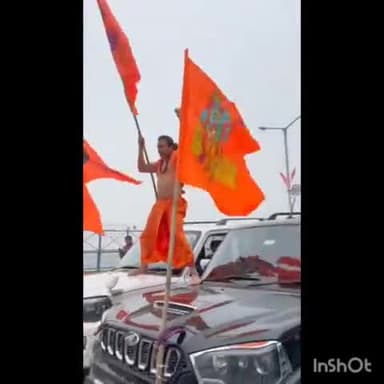 कानपुर: गंगा बैराज पर कपकपाती ठंड में युवक ने किया खतरनाक स्टंट, वीडियो वायरल