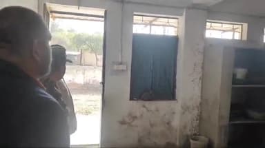 मंदसौर: ब्रिगेडियर सौरभ जैन ने किया मंदसौर के पशुपतिनाथ गेट स्थित एनसीसी बटालियन स्थापना को लेकर निरीक्षण