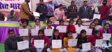 धौलपुर: 6 ग्राम पंचायत में विकसित भारत संकल्प यात्रा बेन पहुंची