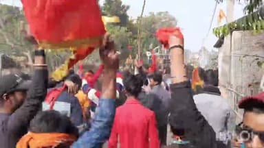 चौथम: नवटोलिया ठाकुरबाड़ी से निकाली गई झांकी, लोगों में था उत्साह