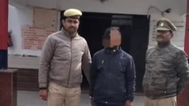 तरबगंज: पशु क्रूरता अधिनियम में वांछित एक आरोपी को वजीरगंज पुलिस ने अशोकपुर टिकिया तिराहा से किया गिरफ्तार