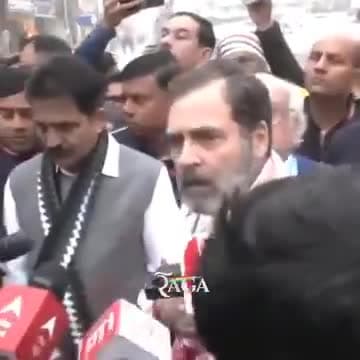 "शायद आज एक ही आदमी मन्दिर जा सकता है!" 
- Rahul Gandhi 

#जय_सियाराम #शंकराचार्य #ज्योतिर्मठ