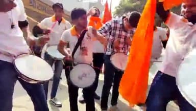 कानपुर: रावतपुर के रामलला मन्दिर में दिखा अयोध्या जैसा नज़ारा, ढोल नगाड़ों के साथ हुआ प्रभु राम का स्वागत