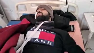 मुरादाबाद: बिस्कुट फैक्ट्री के पास तेज रफ्तार स्कूटी ने सामने से बाइक मे मारी टक्कर बाइक चालक हुआ घायल