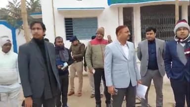 बिहार: गणतंत्र दिवस की तैयारी को लेकर जिलाधिकारी ने सोगरा हाई स्कूल मैदान का किया निरीक्षण