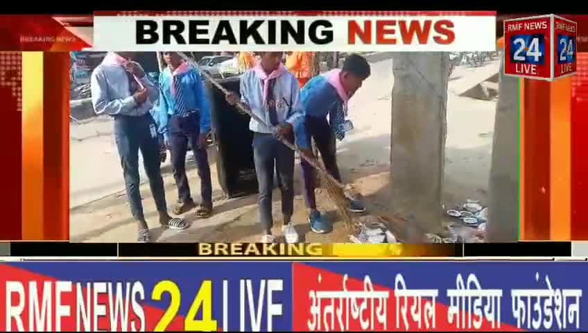 दोरनापाल में  राम मंदिर प्राण प्रतिष्ठा कार्यक्रम में स्वामी आत्मानंद विद्यालय के स्काउट गाइड द्वारा की गई साफ सफाई