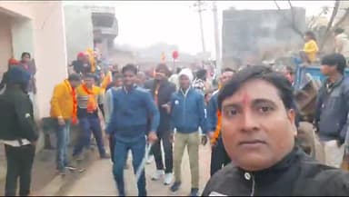 गांव बरौली फतेह खान में श्री राम जी के प्राण प्रतिष्ठा  होने के बाद गांव में एक भव्य रैली का आयोजन मैं झांकियां निकाली म