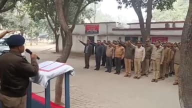 हरदोई: पुलिस ऑफिस में मनाया गया राष्ट्रीय मतदाता दिवस, पुलिस अधीक्षक ने पुलिस कर्मियों को दिलाई शपथ