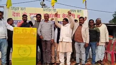 बगोदर: बगोदर बस पडाव से जननायक कर्पूरी ठाकुर  की मनाई गई 100वीं जयंती