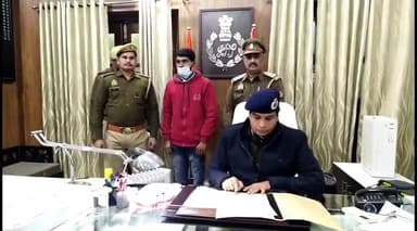 इटावा: नाबालिग बालक के साथ कुकर्म करने वाले एक आरोपी को पुलिस ने उझियानी चौराहे के पास से किया गिरफ्तार, एक आरोपी फरार