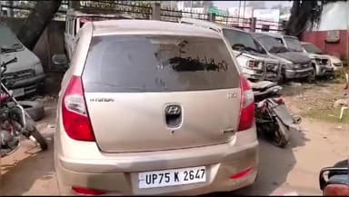 भिंड नगर: रामनारायण गार्डन के पास कार से अवैध शराब ले जाते हुए दो लोगों किया गिरफ्तार