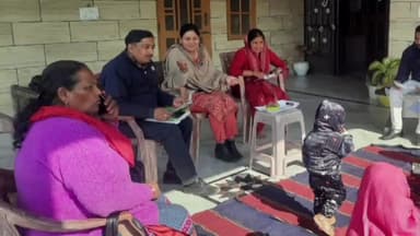 मोरनी: जन स्वास्थ्य अभियांत्रिकी विभाग एवं जल एवं स्वच्छता सहायक संगठन की तरफ से खंड मोरनी के गांव भूड़ी में ग्रुप मीटिंग की गई