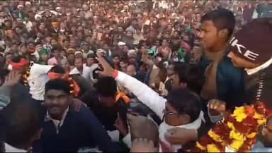 राघोपुर: गणतंत्र दिवस के मौके पर राघोपुर के रुस्तमपुर में घोड़ा दौड़ प्रतियोगिता का किया गया आयोजन