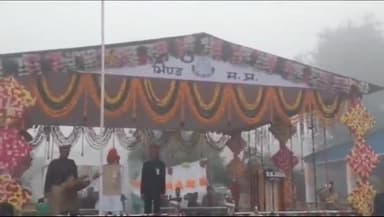 भिंड नगर: नवीन एवं नवकरणीय ऊर्जा मंत्री ने परेड ग्राउंड में किया ध्वजारोहण