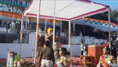 नरसिंहपुर: कैबिनेट मंत्री प्रहलाद पटेल ने किया स्टेडियम ग्राउंड में ध्वजारोहण