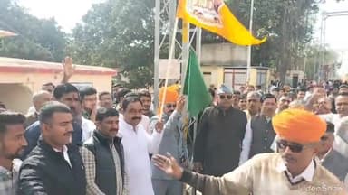 रानीवाड़ा: रानीवाडा से राजपूत समाज के लोग स्पेशल ट्रेन से दिल्ली के लिए हुए रवाना