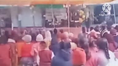 मैरवा: नौतन मोड़ स्थित एकलव्य आवासीय से प्रशिक्षण केंद्र में डीएम ने खिलाड़ियों को पुरस्कार देकर किया सम्मानित