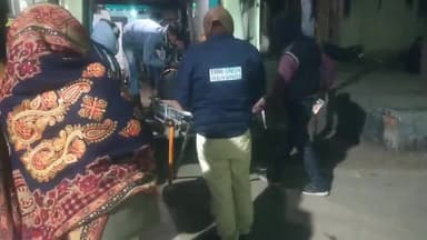 इकौना: NH-730 पर कटरा पेट्रोल पंप के पास दो बाइकों में आमने-सामने हुई टक्कर, एक युवक हुआ घायल