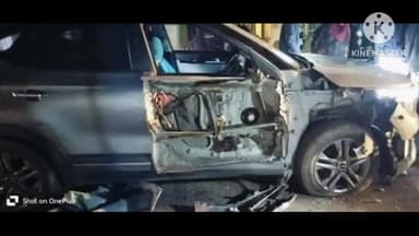 सिंगरौली: मोरवा के एलआईजी रोड़ के समीप अनियंत्रित ट्रैक्टर चालक ने कार में मारी टक्कर, बाल-बाल बचा कार सवार