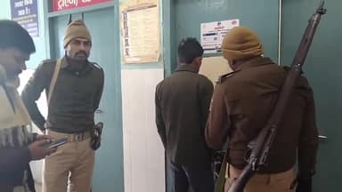 बिहार: सोहसराय में दुकान के आगे ठेला लगाने को लेकर हुए मारपीट में एक व्यक्ति हुआ जख्मी।