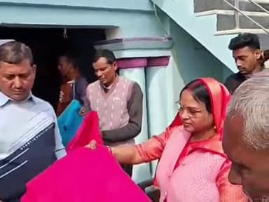 करपी: जिला परिषद अध्यक्ष ने तेर्रा गांव में 3500 कंबल का किया वितरण