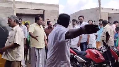 விருத்தாசலம்: காய்கறி மார்க்கெட் கடைகளை காலி செய்ய நோட்டிஸ் கொடுத்த நகராட்சியை கண்டித்து கருப்புகொடி ,அதிமுக எம்எல்ஏ அருண்மொழித்தேவன் ஆய்வு