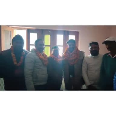 नशा मुक्त घनसाली, संजीव थपलियाल जी का थाना घनसाली मे स्वागत।

#ram #राज्य #newsarpan7 #narendramodi #narendradangwal