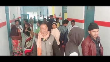 मऊरानीपुर: मथुपुरा में अज्ञात कारणों के चलते एक व्यक्ति ने किया कीटनाशक पदार्थ का सेवन हालत गंभीर झांसी रिफर।