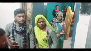 मऊरानीपुर: नसबंदी ऑपरेशन के छह दिन बाद महिला की हालत बिगड़ी,परिजनो ने सामुदायिक स्वास्थ्य केन्द्र मऊरानीपुर में काटा हंगामा।