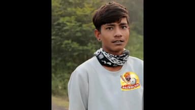 मऊरानीपुर: पंचमपुरा में संदिध्य अवस्था में पेड़ पर लटकता मिला 19 वर्षीय युवक का शव,मचा हड़कंप पुलिस जांच में जुटी।