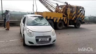 कोलारस: चंदोरिया गांव के कट पर कार चालक को नींद का झोंका आने से कार अनियंत्रित होकर पलटी