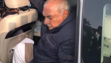 करनाल: एनडीआरआई चौक पर पूर्व मुख्यमंत्री भूपेंद्र सिंह हुड्डा का युवा कांग्रेस प्रदेश सचिव अंशुल ने पगड़ी पहनाकर किया स्वागत