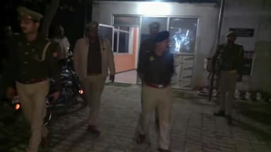 हरदोई: एसपी पहुंचे जहानीखेड़ा चौकी व पुलिस सहायता केन्द्र हरिहरपुर, किया औचक निरीक्षण, दिए ज़रूरी दिशा निर्देश