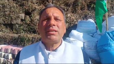 मंडी: सरकार गांव के द्वार कार्यक्रम में लोगों की समस्या सुन रही सरकार, हो रहा निपटारा : टेकचंद राणा, प्रधान निचला लोट पंचायत