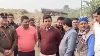 चोरौत: चोरौत थाना अध्यक्ष ने मॉडल थाना का किया शिलान्यास